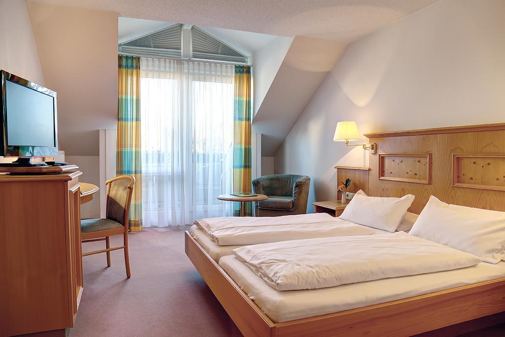 Trip Inn Landhotel Krone Roggenbeuren Екстер'єр фото